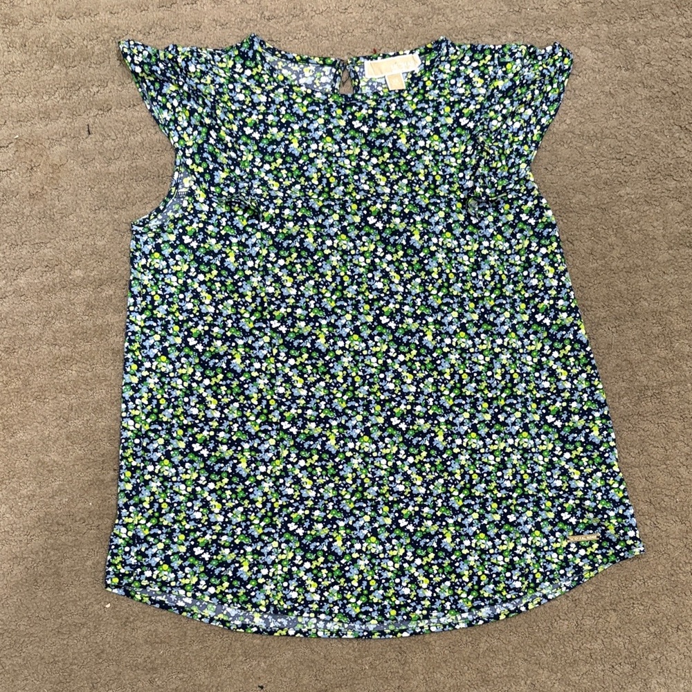 2 stretch tops-XS